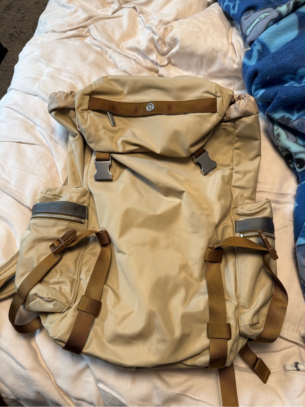 lululemon wunderlust backpack 25L